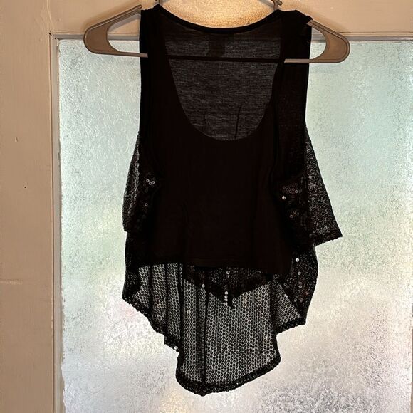 January 7 Women’s Black Sequined Tiered Cropped Asymmetrical Tank top size M - Picture 5 of 6
